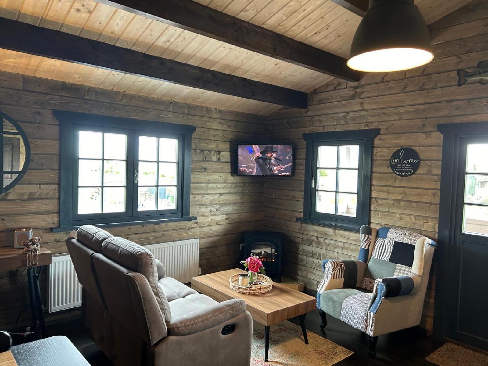 Little Rock Retreat Log Cabin With Hot Tub Castletown Gheoghegan Exterior foto