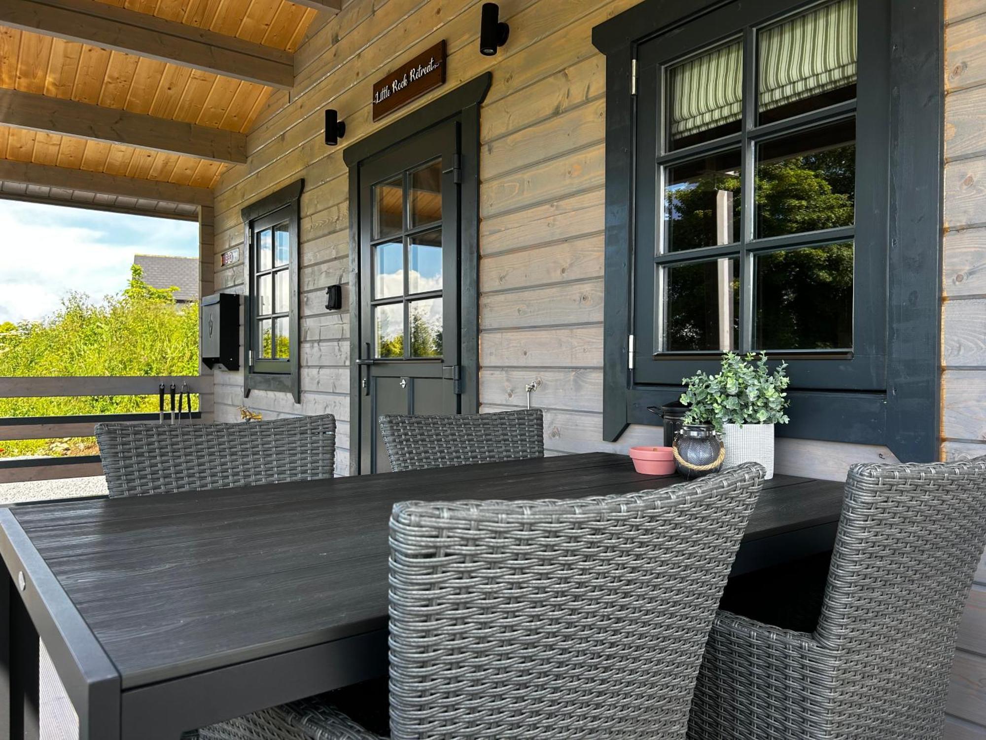 Little Rock Retreat Log Cabin With Hot Tub Castletown Gheoghegan Exterior foto